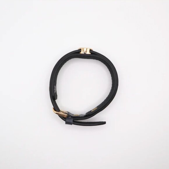 18K Gold Key Bracelet with Leather Wristband - Picture 7 of 7